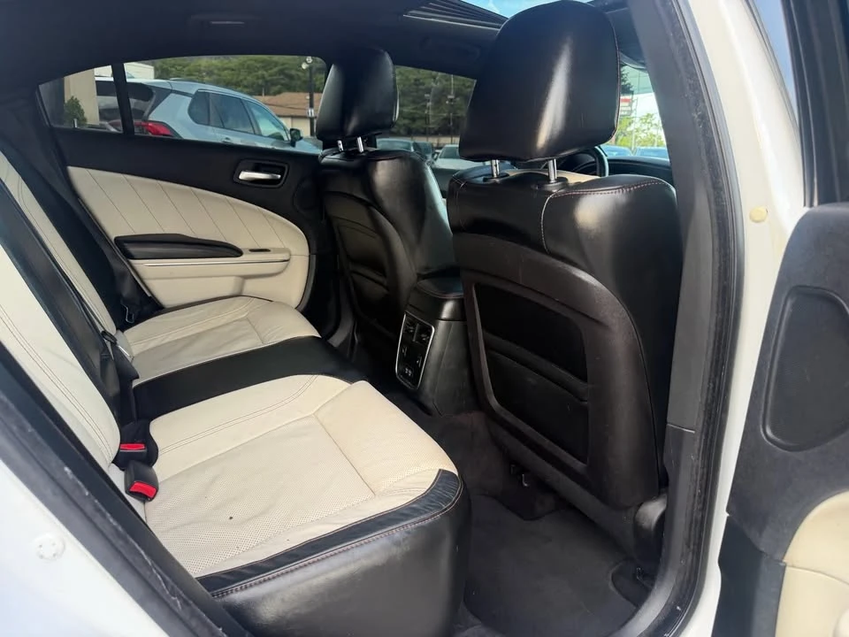 2016 Dodge Charger 7th Gen - Image 16 of 20