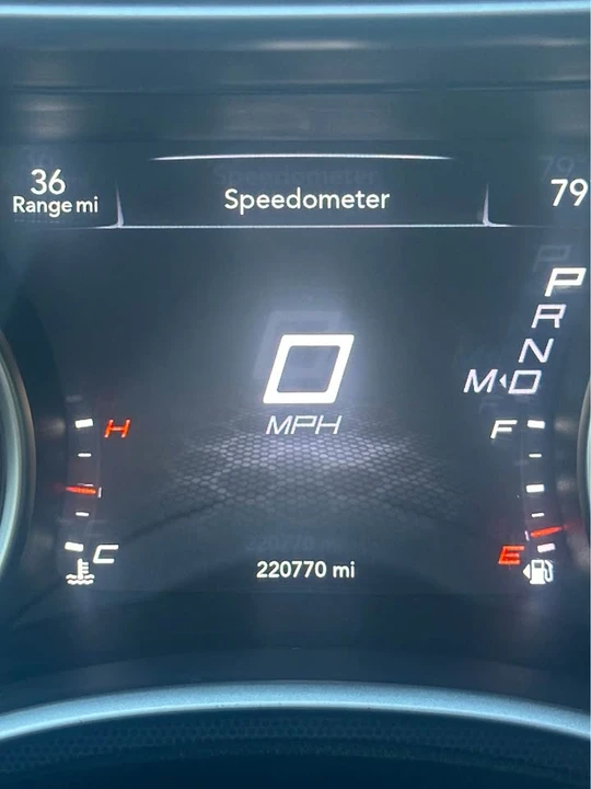 2016 Dodge Charger 7th Gen - Image 5 of 10