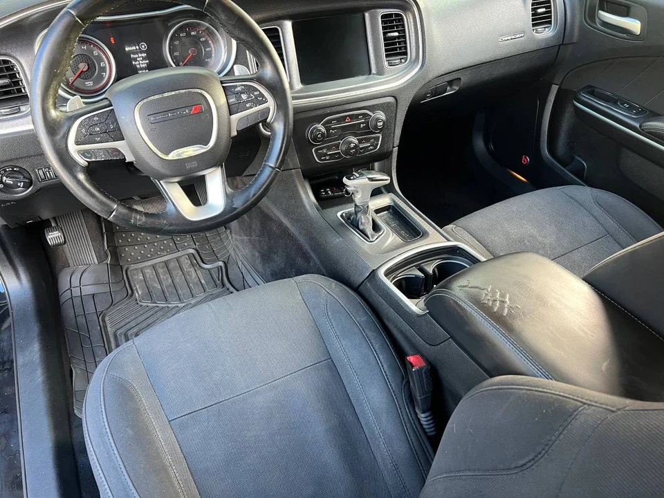 2016 Dodge Charger 7th Gen - Image 10 of 11