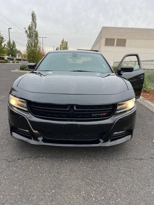 2016 Dodge Charger 7th Gen - Image 5 of 11