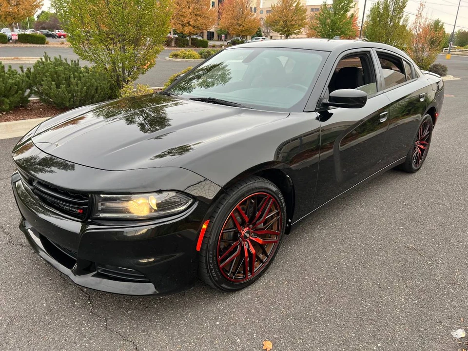 2016 Dodge Charger 7th Gen - Image 2 of 11