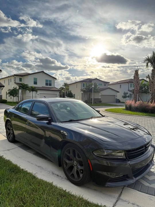 2016 Dodge Charger 7th Gen - Image 2 of 2