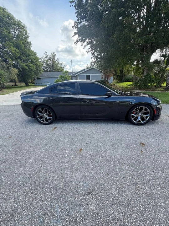 2016 Dodge Charger 7th Gen - Image 3 of 13