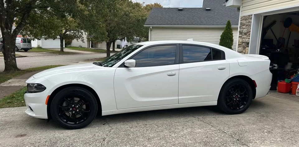 2016 Dodge Charger 7th Gen - Image 2 of 8