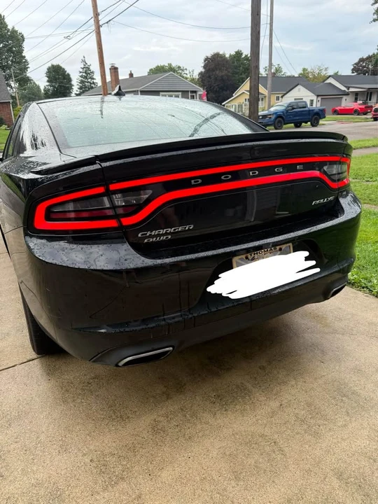 2016 Dodge Charger 7th Gen - Image 2 of 9