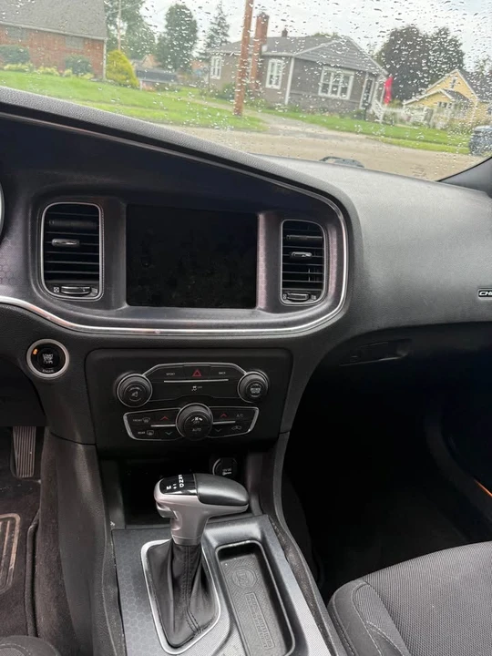 2016 Dodge Charger 7th Gen - Image 7 of 9