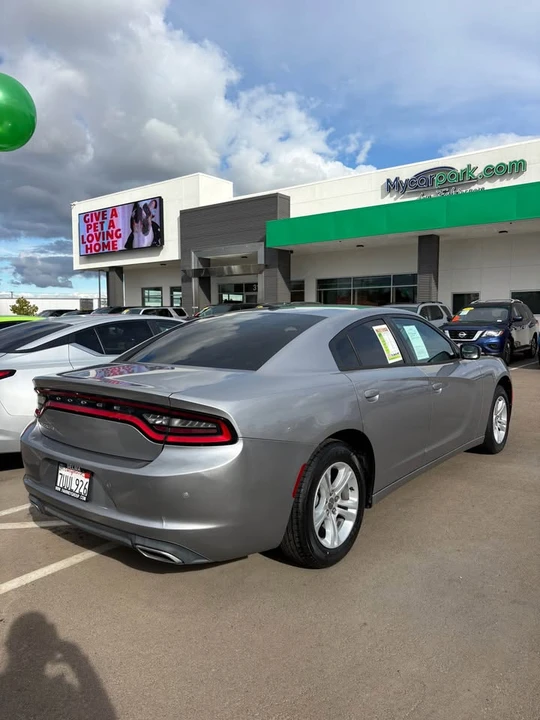 2016 Dodge Charger 7th Gen - Image 3 of 7