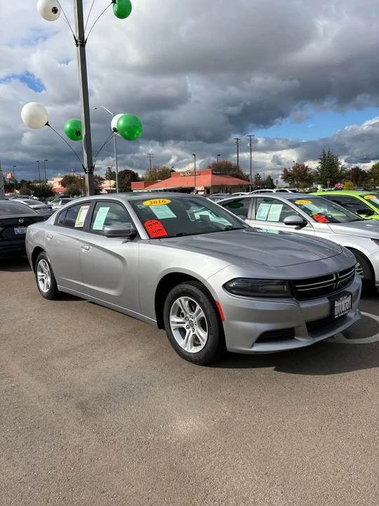 2016 Dodge Charger 7th Gen - Image 2 of 7