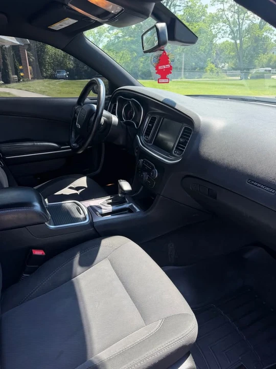 2016 Dodge Charger 7th Gen - Image 11 of 14