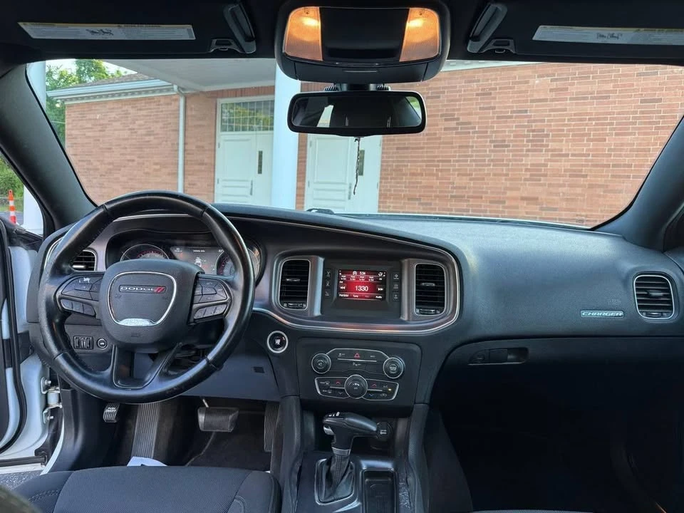 2016 Dodge Charger 7th Gen - Image 15 of 18