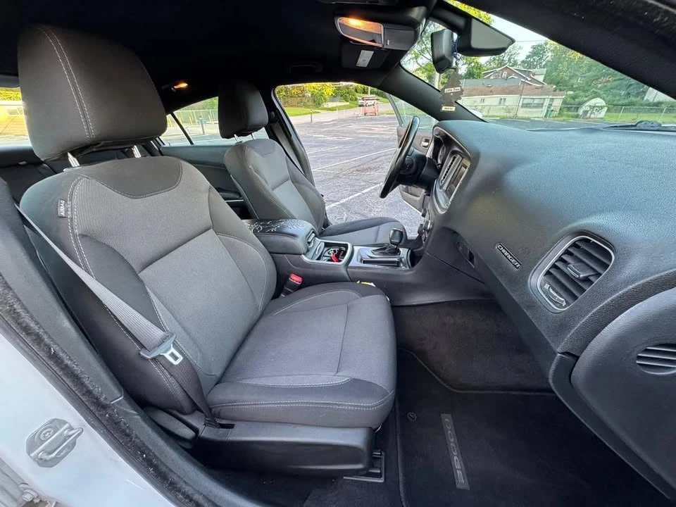 2016 Dodge Charger 7th Gen - Image 11 of 18
