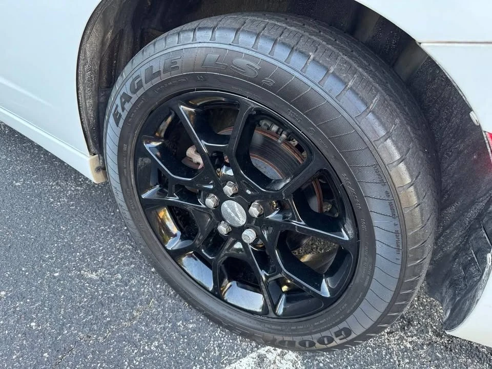 2016 Dodge Charger 7th Gen - Image 18 of 18