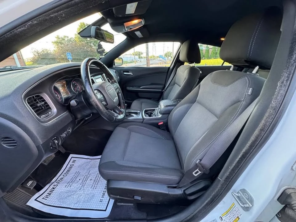 2016 Dodge Charger 7th Gen - Image 9 of 18