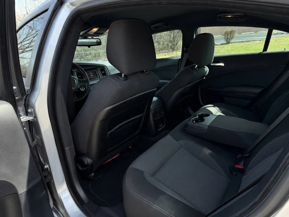 2016 Dodge Charger 7th Gen - Image 7 of 9