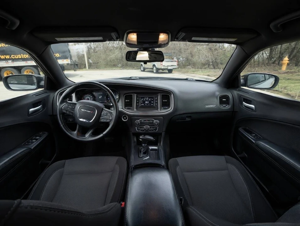 2016 Dodge Charger 7th Gen - Image 6 of 9