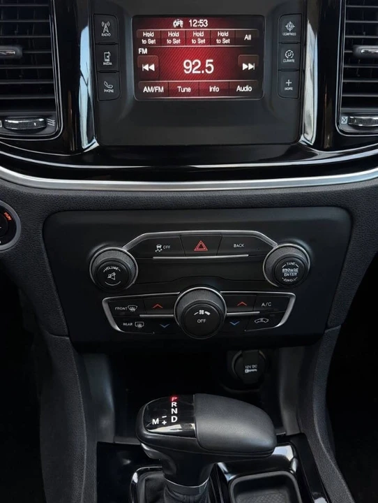 2016 Dodge Charger 7th Gen - Image 8 of 9