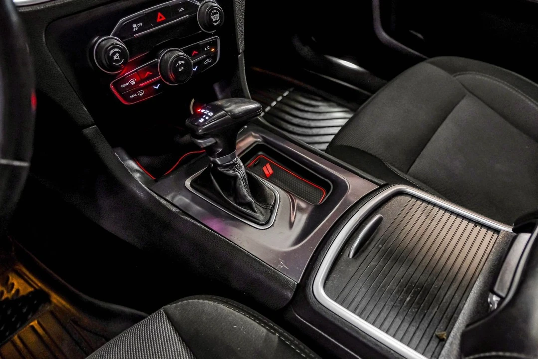 2016 Dodge Charger 7th Gen - Image 29 of 31
