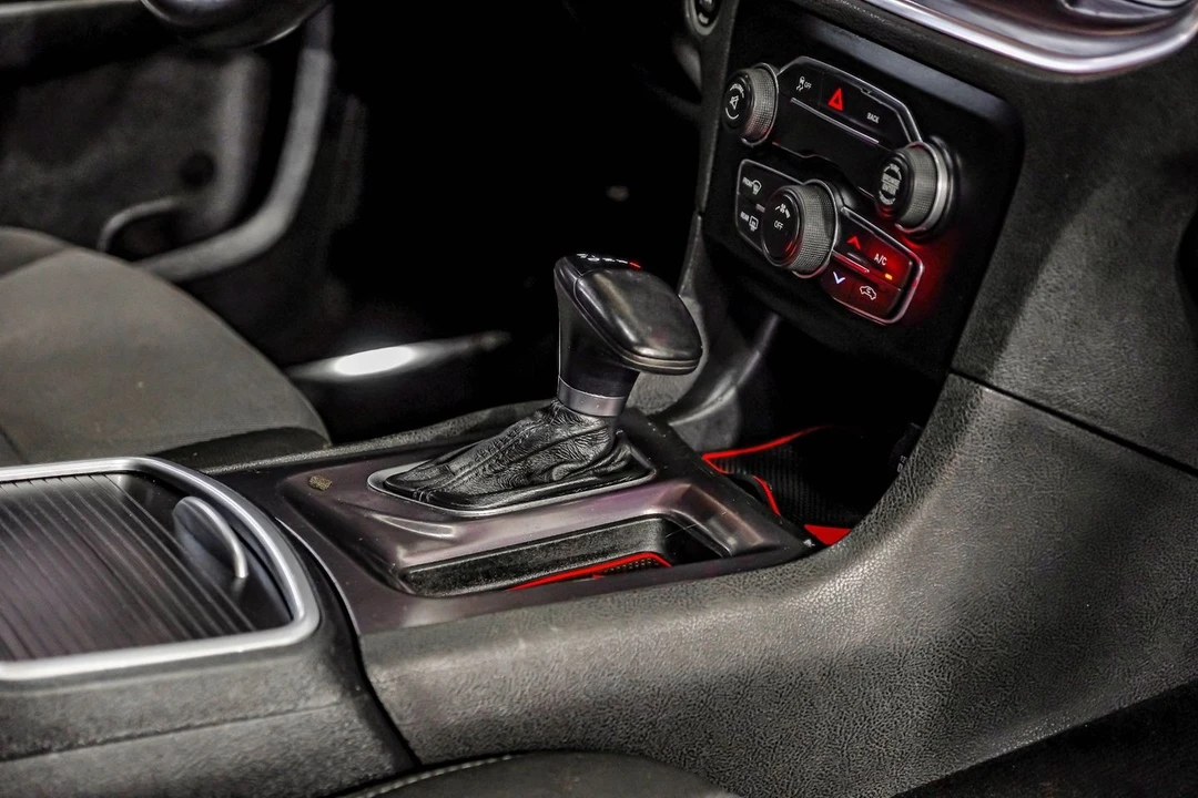 2016 Dodge Charger 7th Gen - Image 28 of 31