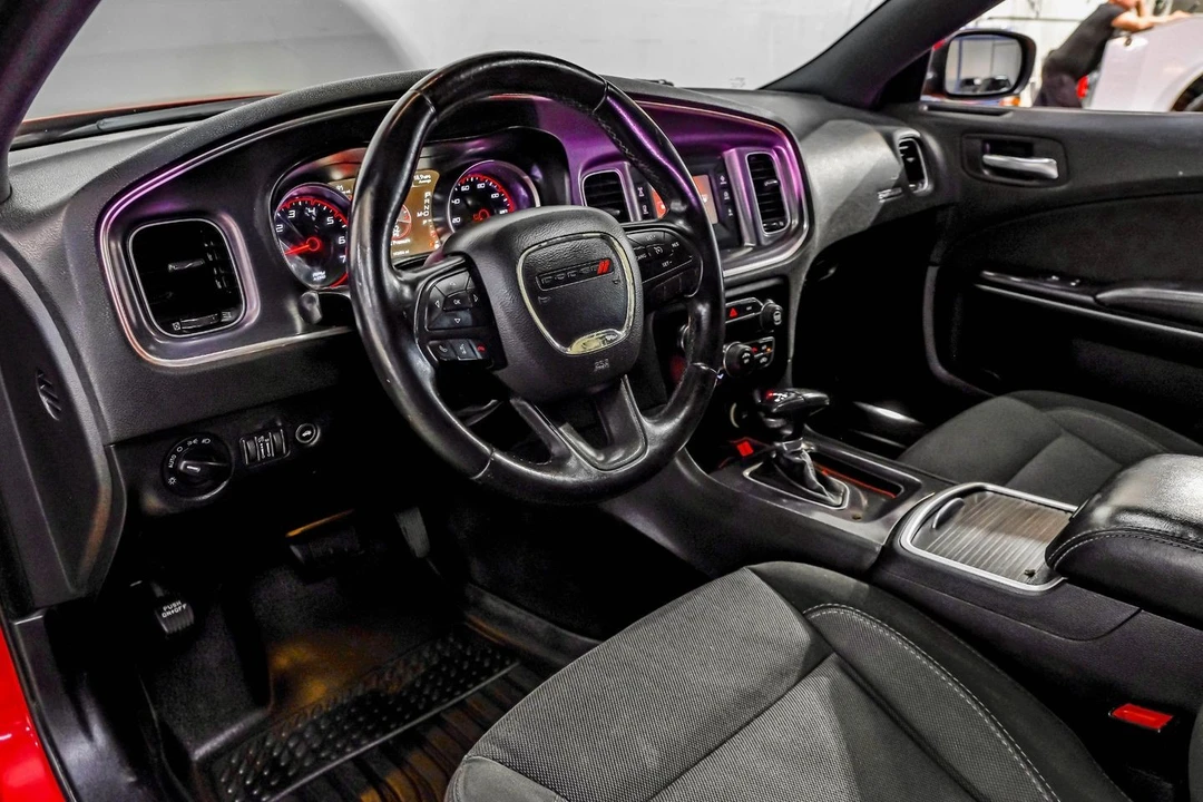 2016 Dodge Charger 7th Gen - Image 3 of 31