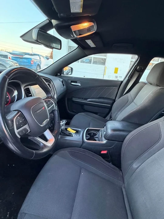 2016 Dodge Charger 7th Gen - Image 7 of 12