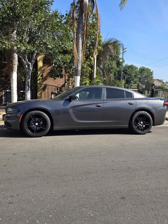 2016 Dodge Charger 7th Gen - Image 4 of 7