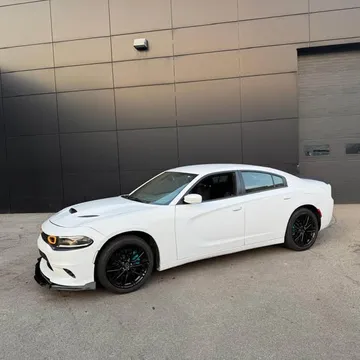 2016 Dodge Charger SE Sedan 4D