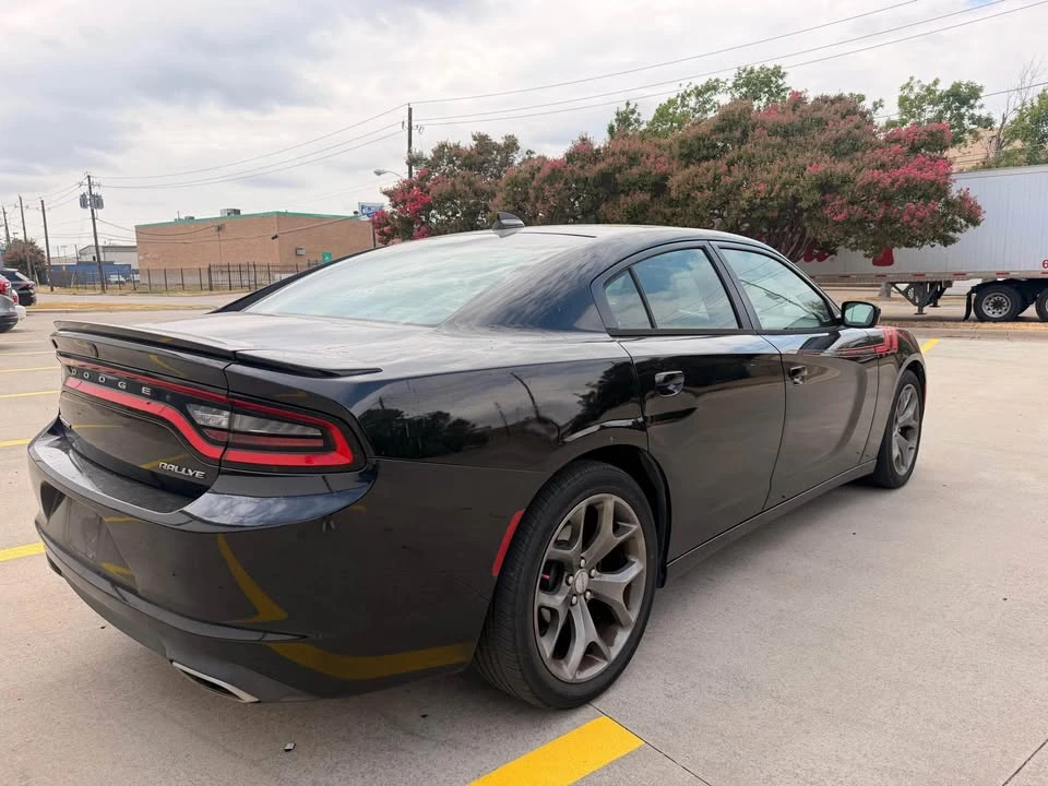 2016 Dodge Charger 7th Gen - Image 13 of 15