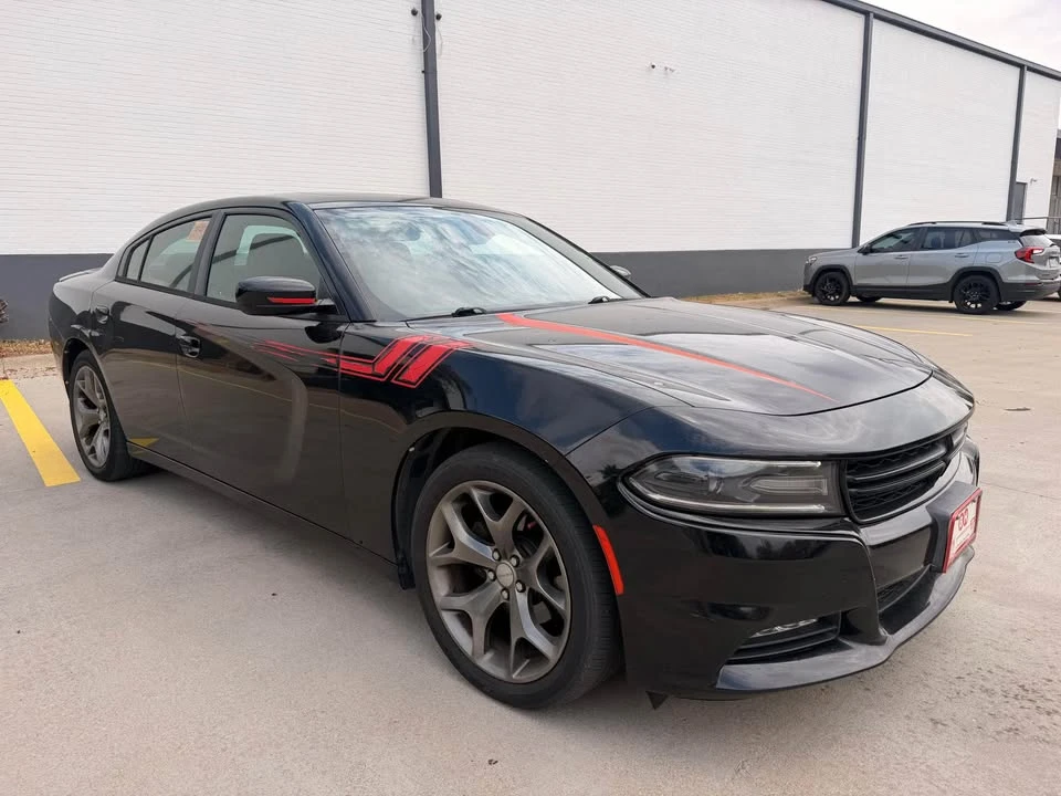 2016 Dodge Charger 7th Gen - Image 5 of 15