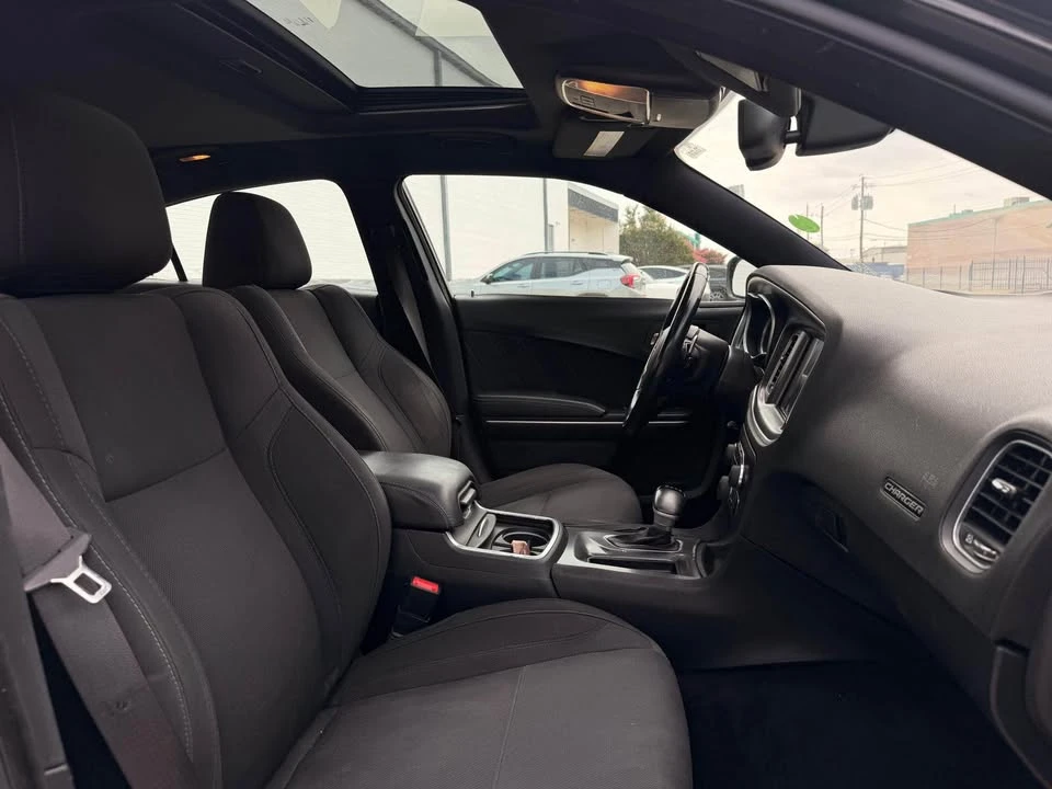 2016 Dodge Charger 7th Gen - Image 4 of 15