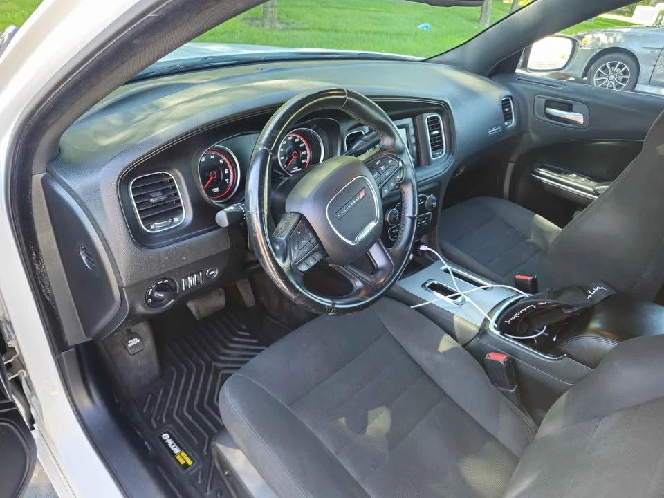 2016 Dodge Charger 7th Gen - Image 8 of 12