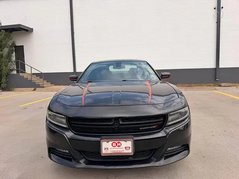 2016 Dodge Charger SE Sedan 4D