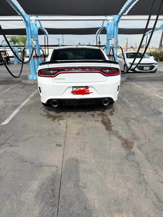 2016 Dodge Charger 7th Gen - Image 4 of 10