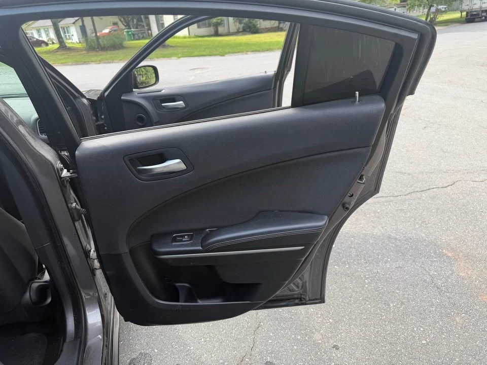 2016 Dodge Charger 7th Gen - Image 14 of 16