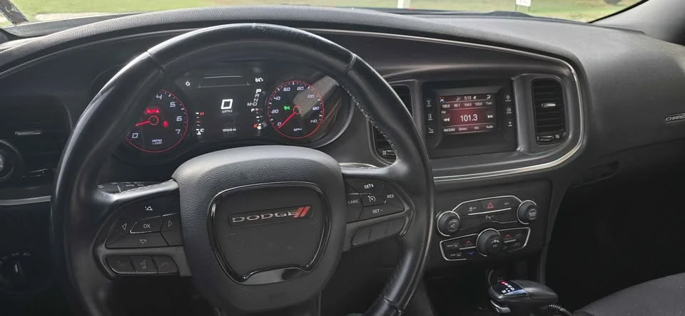 2016 Dodge Charger 7th Gen - Image 6 of 7