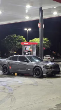 2016 Dodge Charger SE Sedan 4D