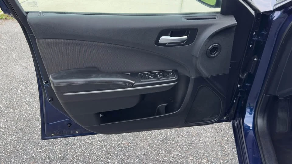 2016 Dodge Charger 7th Gen - Image 19 of 20
