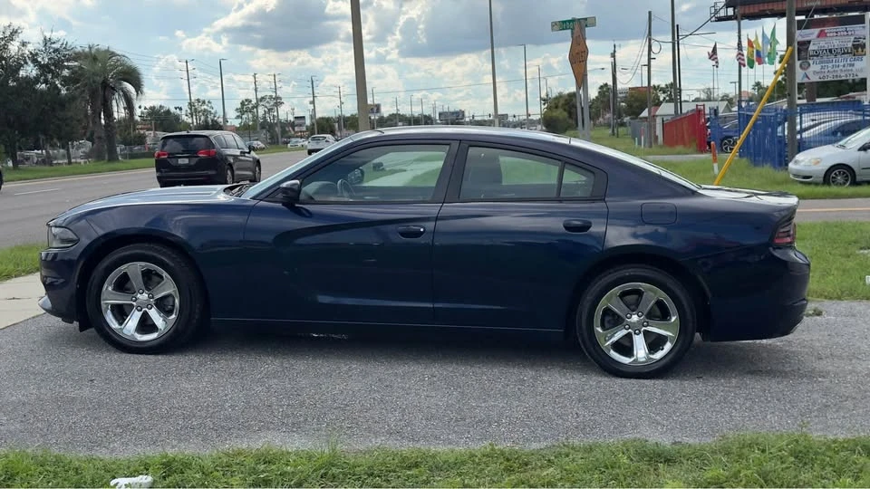2016 Dodge Charger 7th Gen - Image 10 of 20