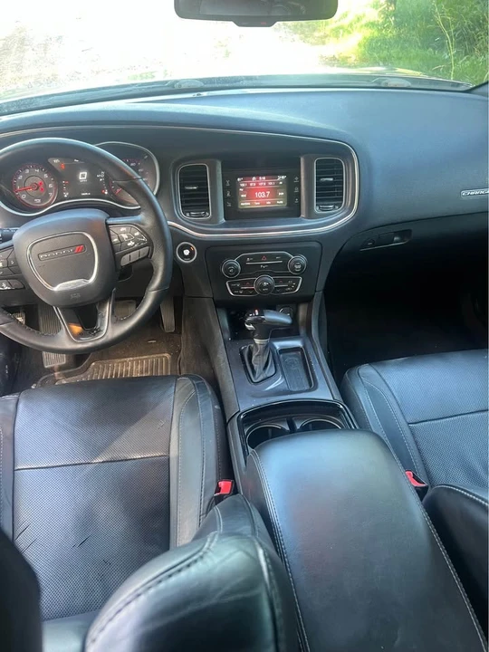 2016 Dodge Charger 7th Gen - Image 4 of 20