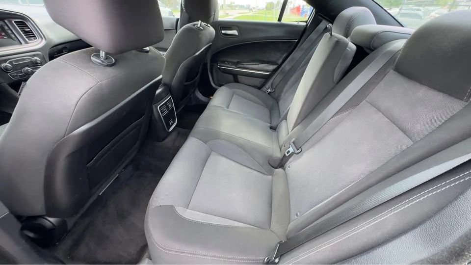 2016 Dodge Charger 7th Gen - Image 15 of 20