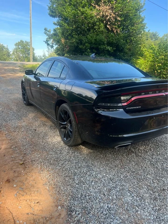 2016 Dodge Charger 7th Gen - Image 9 of 20
