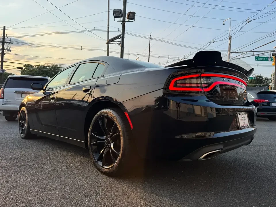 2016 Dodge Charger 7th Gen - Image 4 of 14