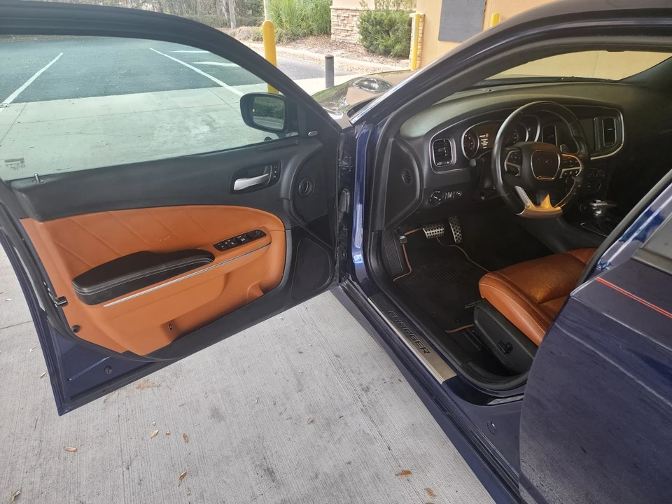 2016 Dodge Charger SRT & 392 7th Gen - Image 28 of 31