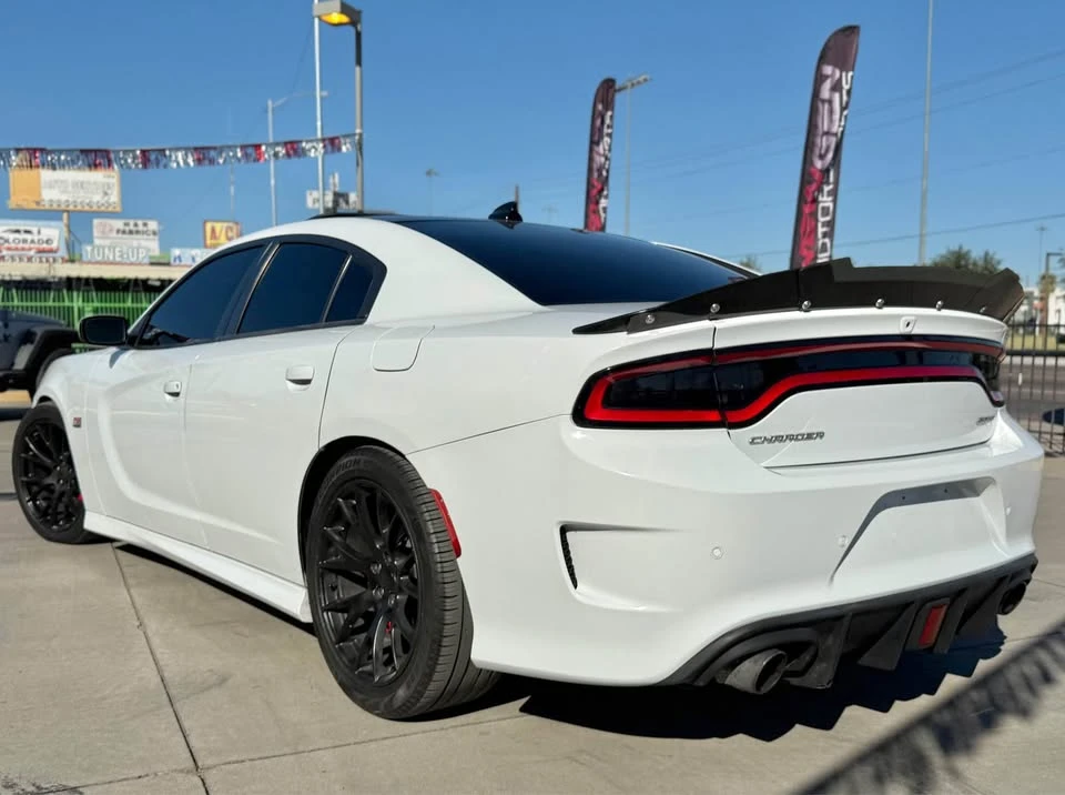 2016 Dodge Charger SRT & 392 7th Gen - Image 5 of 14