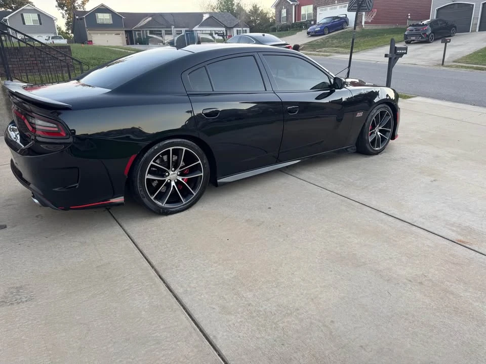 2016 Dodge Charger SRT & 392 7th Gen - Image 4 of 11