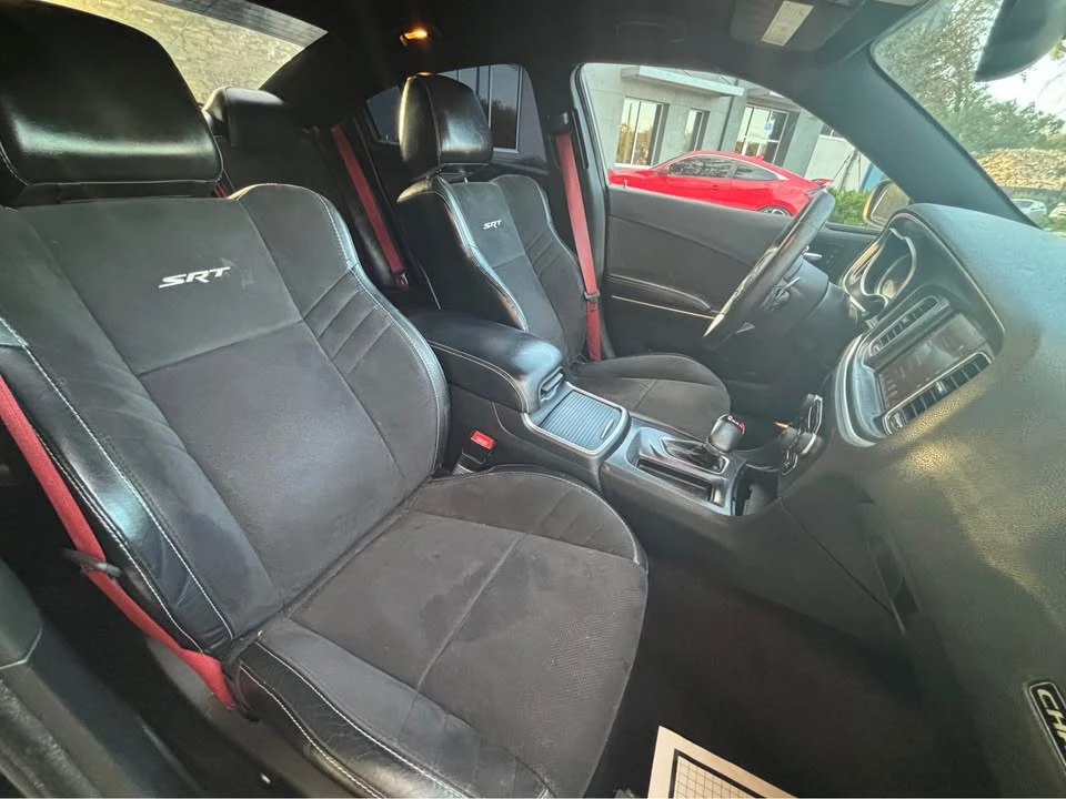2016 Dodge Charger SRT & 392 7th Gen - Image 9 of 11