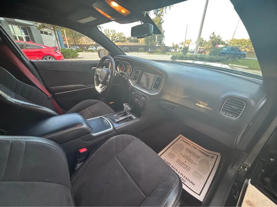2016 Dodge Charger SRT & 392 7th Gen - Image 8 of 11