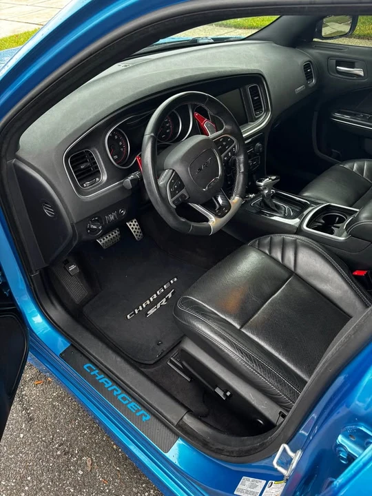 2016 Dodge Charger SRT & 392 7th Gen - Image 6 of 10