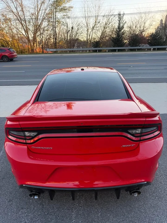 2016 Dodge Charger SRT & 392 7th Gen - Image 7 of 20