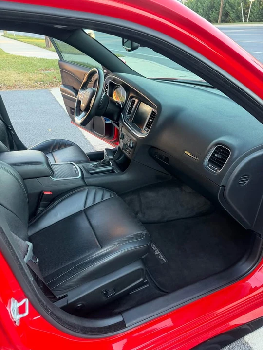 2016 Dodge Charger SRT & 392 7th Gen - Image 18 of 20