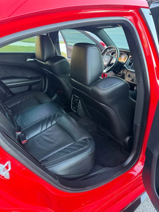 2016 Dodge Charger SRT & 392 7th Gen - Image 16 of 20